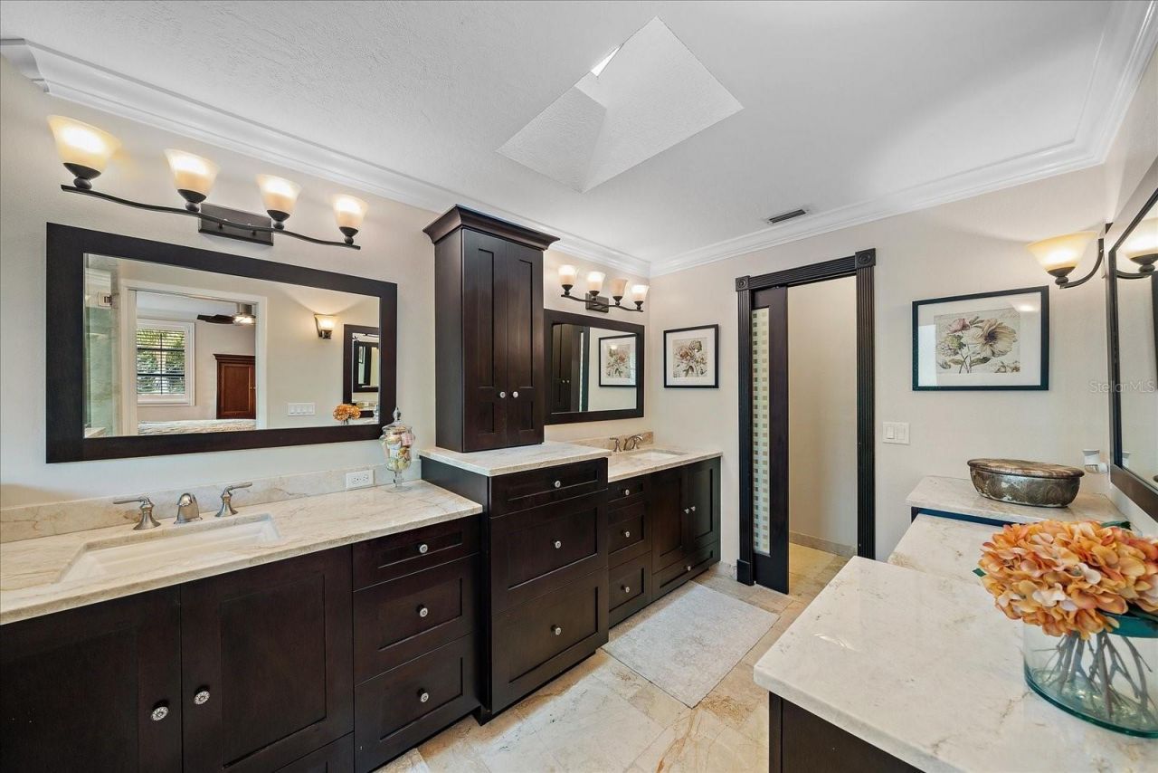 4533 Friar Tuck Lane, Sarasota, FL 34232 Photo