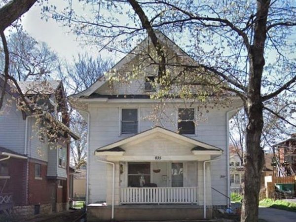 835 W 39TH Terrace, Kansas City, MO 64111