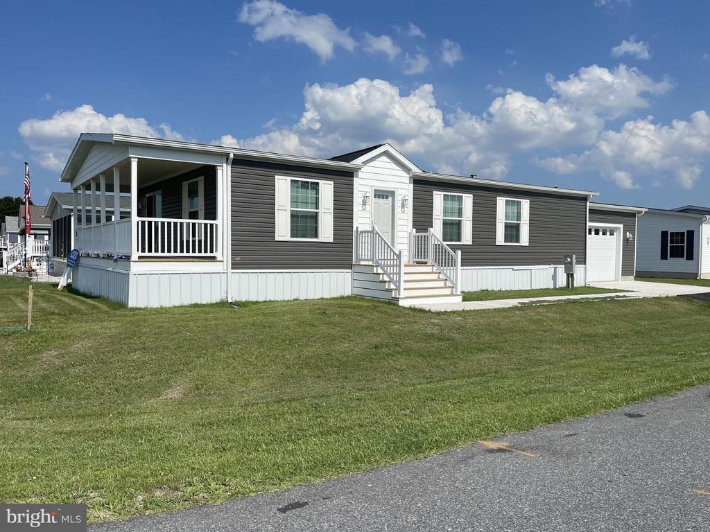 2 Folkstone Lane, Lewes, DE 19958 Main Photo