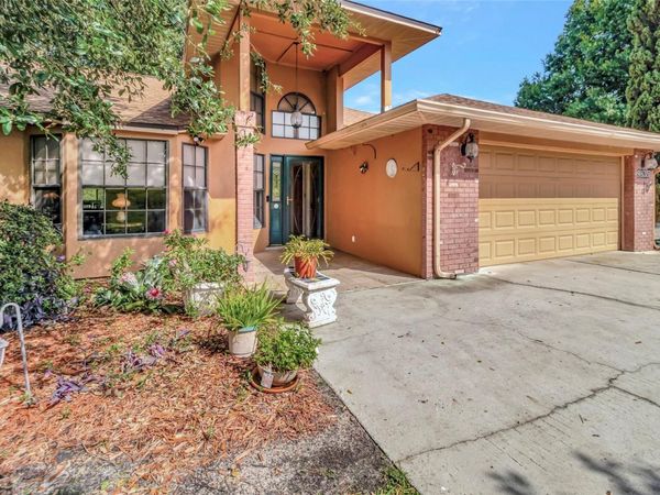 9835 LAKESHORE DRIVE, CLERMONT, FL 34711