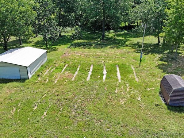 7586 US Hwy 69, Porter, OK 74454