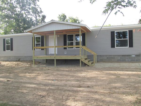 210 W Oak Street, Conway, MO 65632