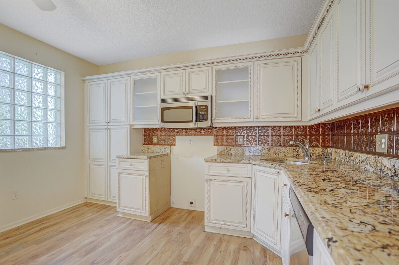 5155 Europa Drive, Unit I, Boynton Beach, FL 33437 Photo