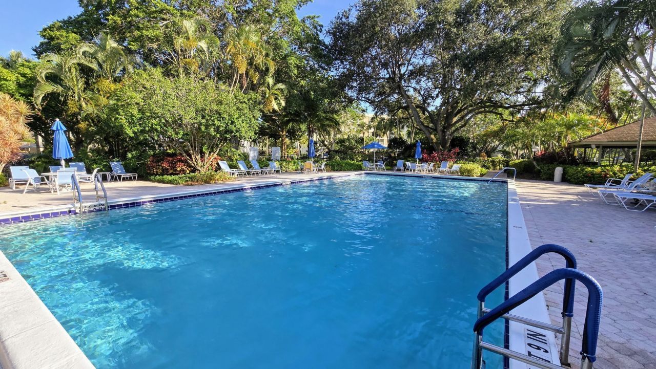 3100 N Course Lane, Unit 410, Pompano Beach, FL 33069 Photo