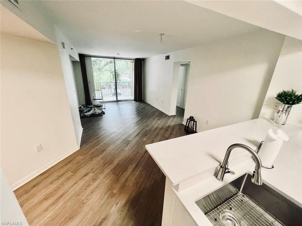 4135 Residence Dr, Unit 609, Fort Myers, FL 33901 Photo