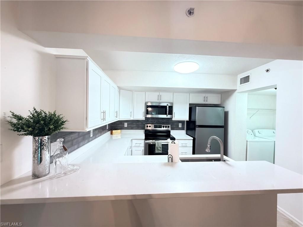 4135 Residence Dr, Unit 609, Fort Myers, FL 33901 Photo