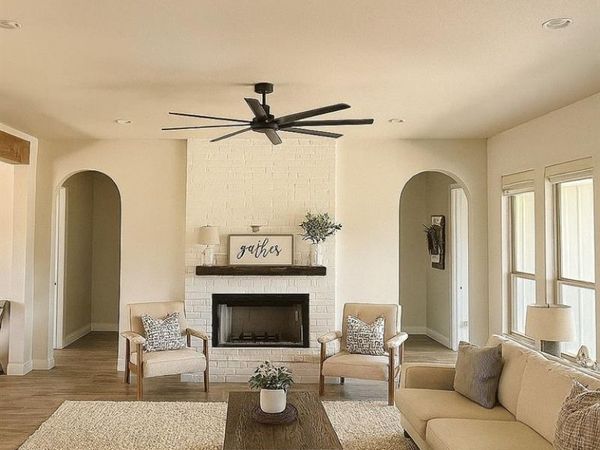 3347 N Lakeview Drive, Palo Pinto, TX 76484