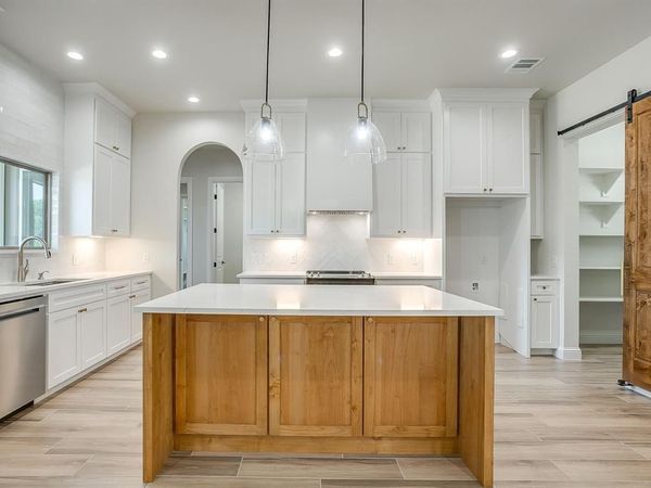 3347 N Lakeview Drive, Palo Pinto, TX 76484