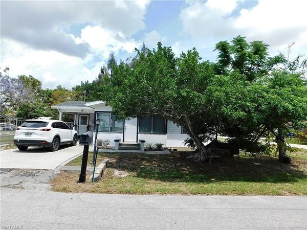 287 Poe AVE, NORTH FORT MYERS, FL 33917