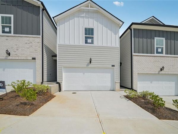 5526 Cosimo Road, Fairburn, GA 30213