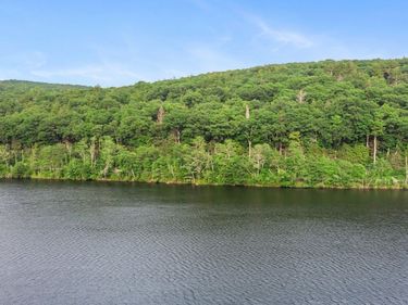 31 June, Washington, CT 06777