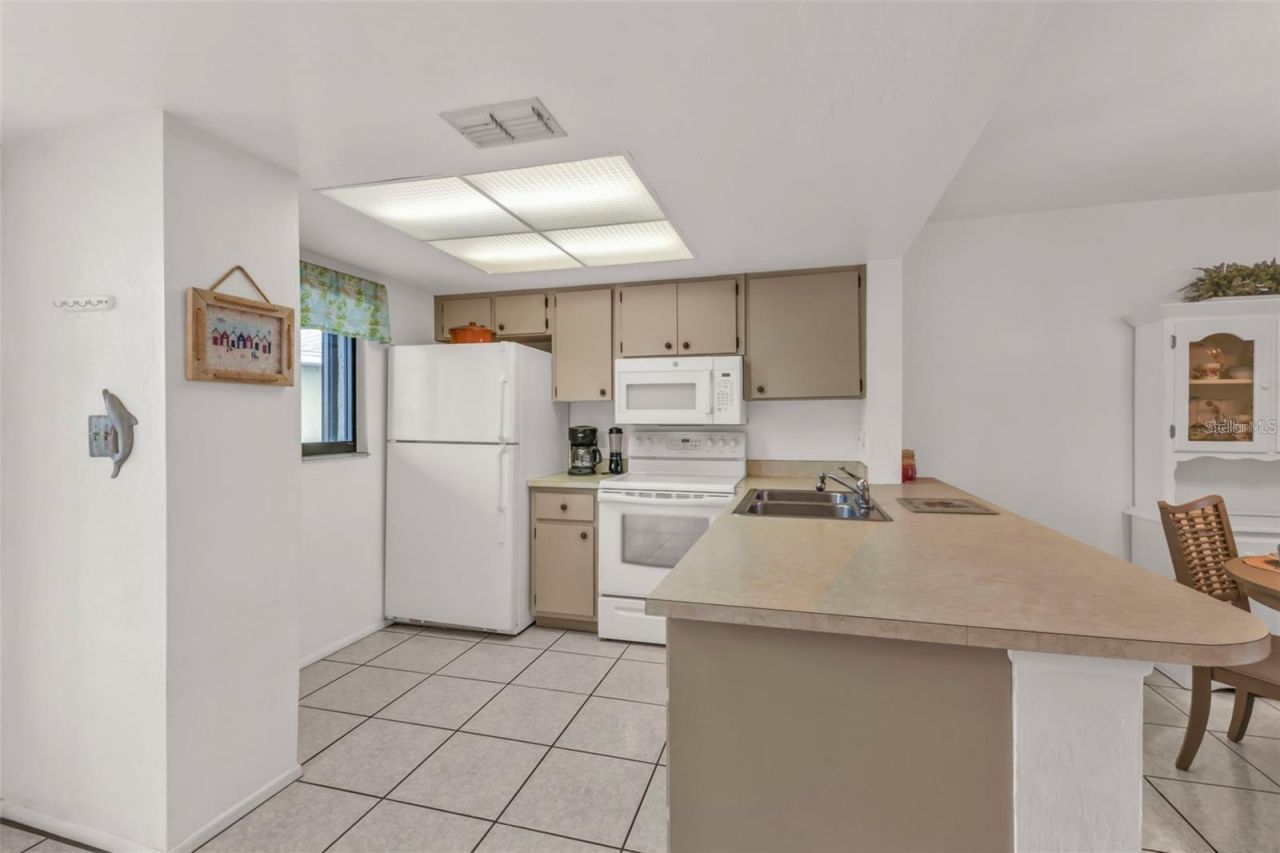 25225 Rampart Boulevard, Unit 1606, Punta Gorda, FL 33983 Photo