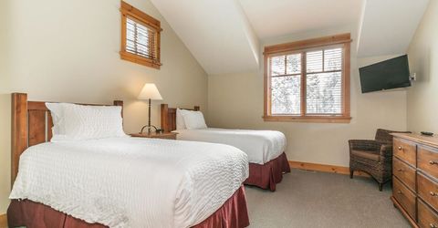 12202 Lookout Loop, Truckee, CA 96160 Photo