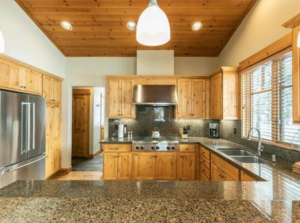 12202 Lookout Loop, Truckee, CA 96160 Photo