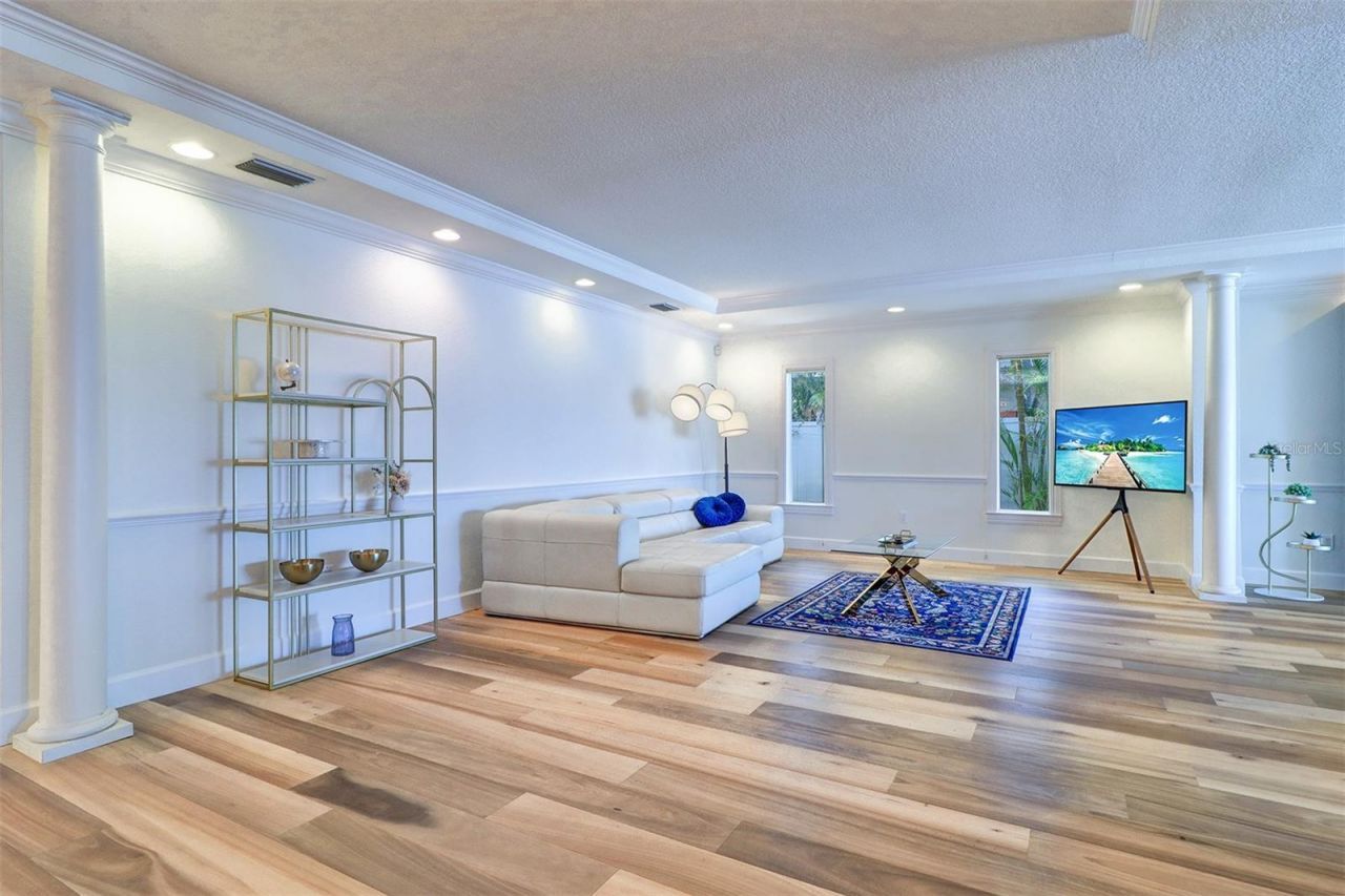 8286 30th Avenue N, Saint Petersburg, FL 33710 Photo