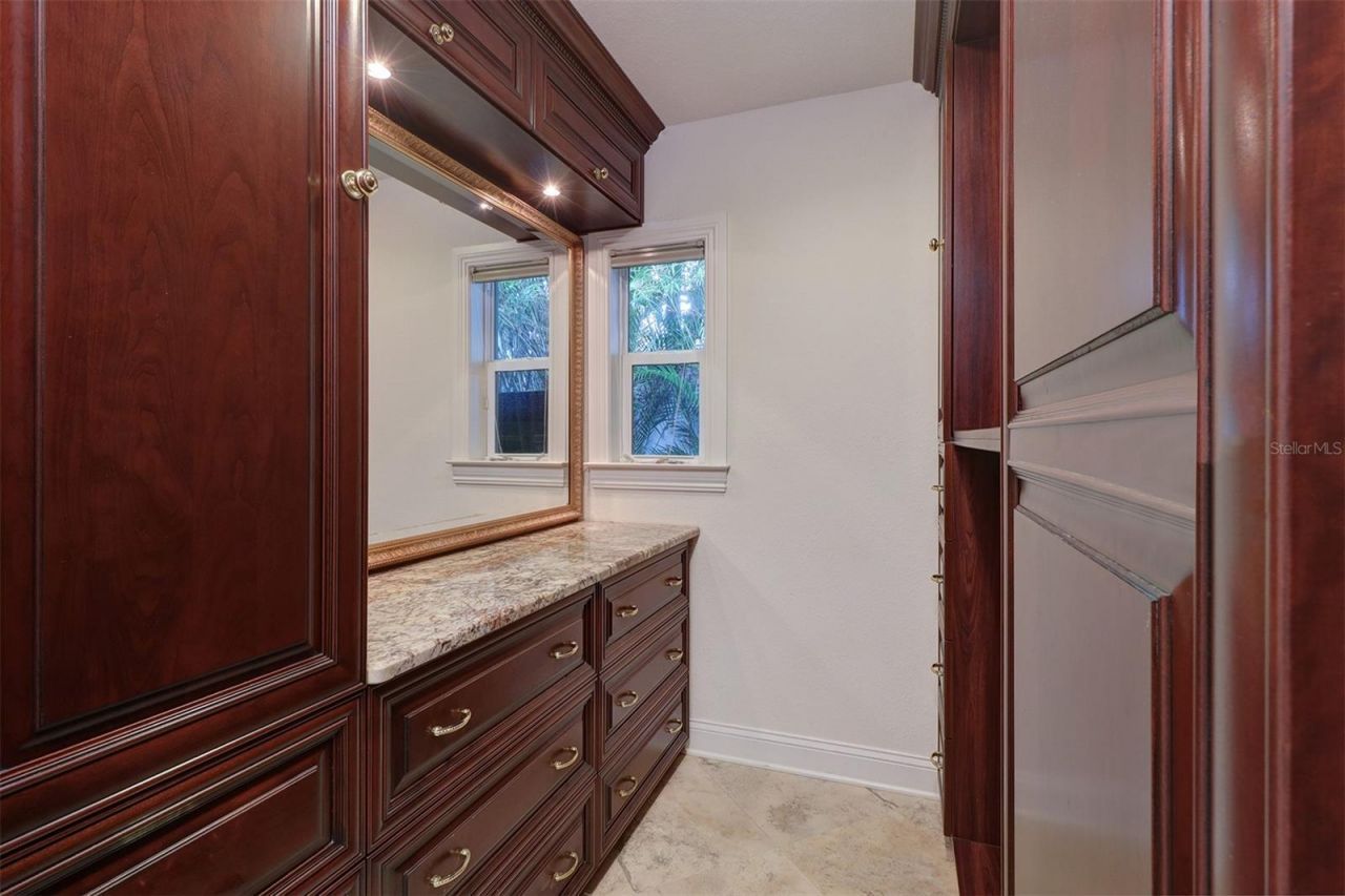 8286 30th Avenue N, Saint Petersburg, FL 33710 Photo