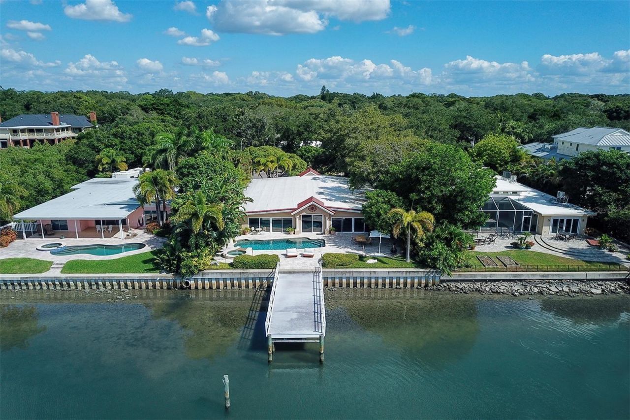 8286 30th Avenue N, Saint Petersburg, FL 33710 Photo