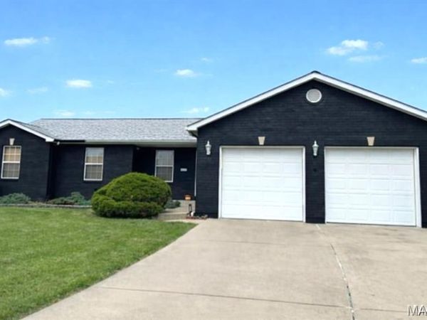 130 Regency Place, Millstadt, IL 62260