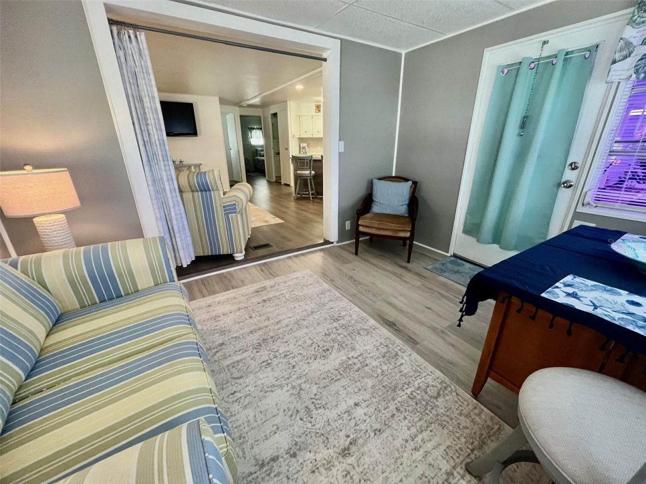 209 Seagull Drive, Tarpon Springs, FL 34689 Photo