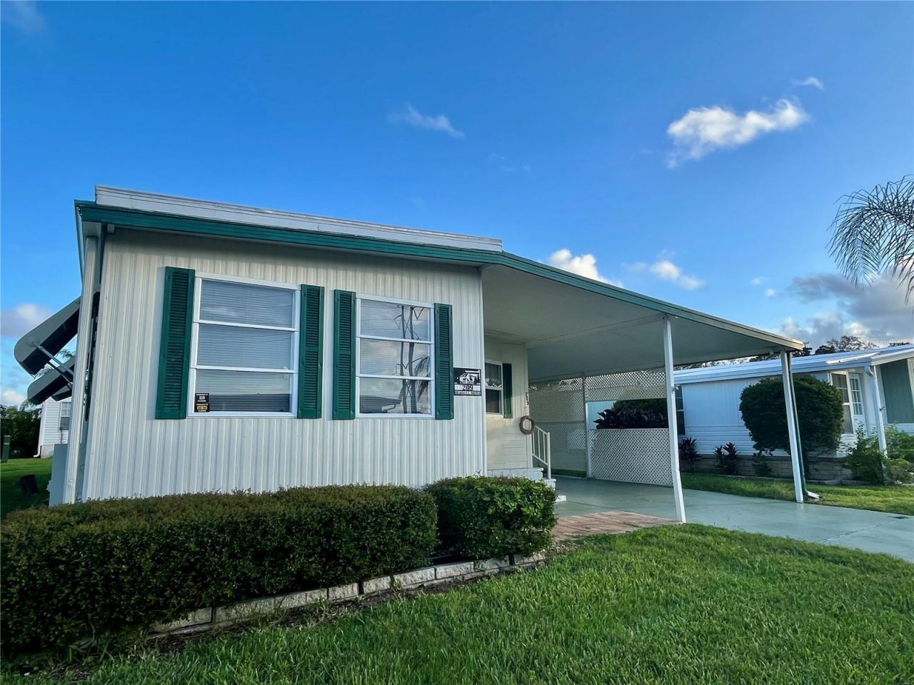 209 Seagull Drive, Tarpon Springs, FL 34689 Photo