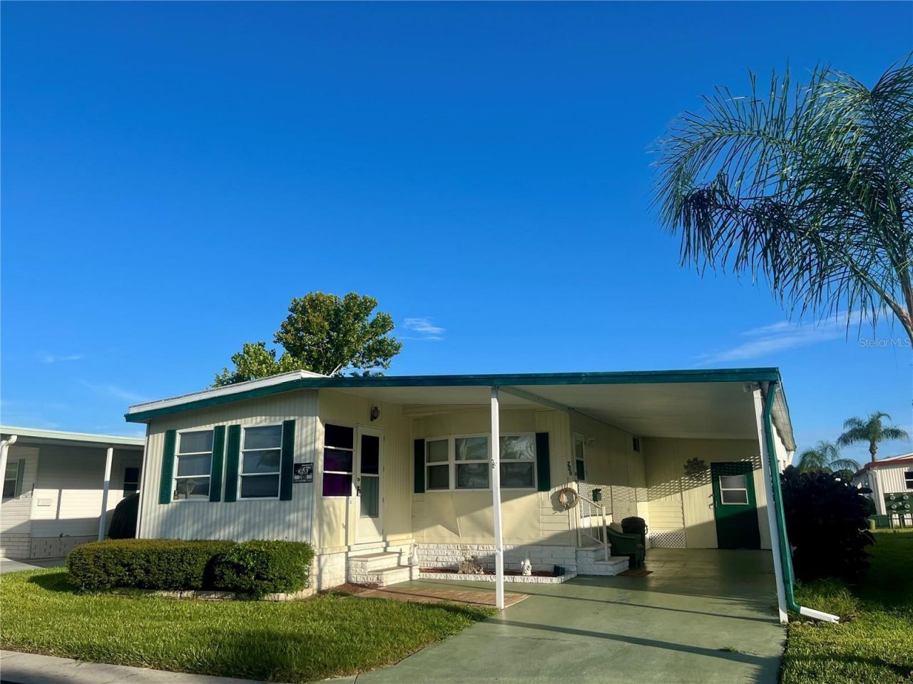 209 Seagull Drive, Tarpon Springs, FL 34689 Photo