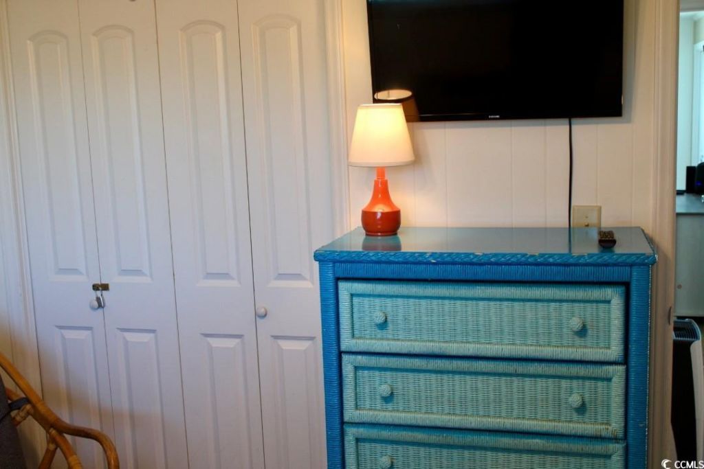 1919 Spring St. Photo 16