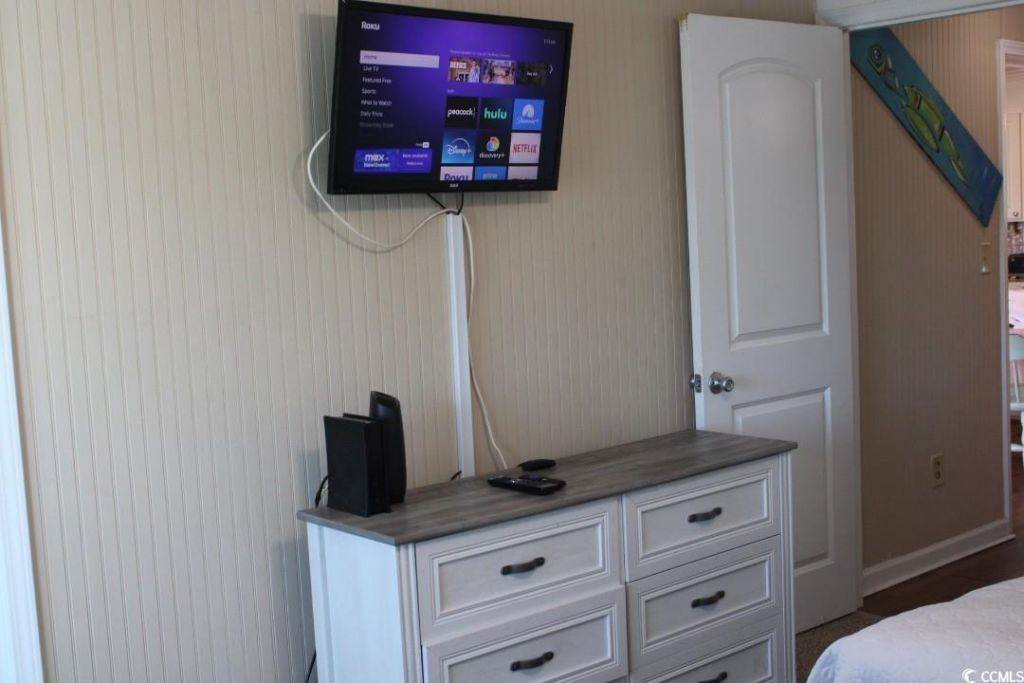 1919 Spring St. Photo 7