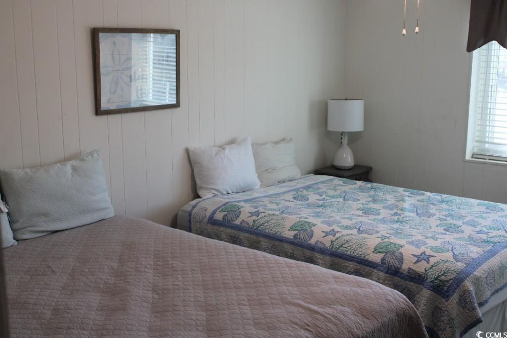 1919 Spring St. Photo 9