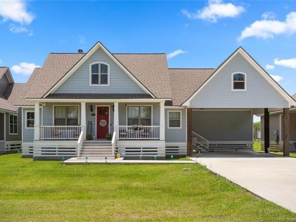 7696 Nine Oaks Drive, Lake Charles, LA 70607