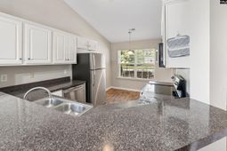 106 Colonial Commons Lane photo 4