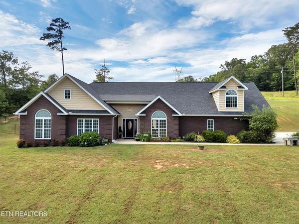 5728 Hickory Valley Rd, Heiskell, TN 37754