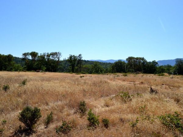 669 Harris Road, Grants Pass, OR 97526