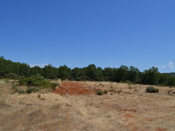 575 Harris Road, Grants Pass, OR 97526