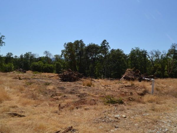 779 Harris Road, Grants Pass, OR 97526