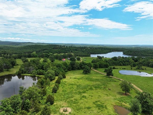 473763 E 993 Road, Muldrow, OK 74948
