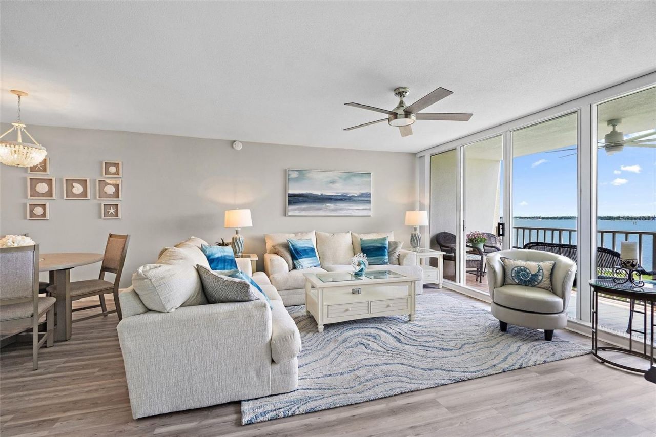 5151 Isla Key Boulevard S, Unit 220, Saint Petersburg, FL 33715 Photo