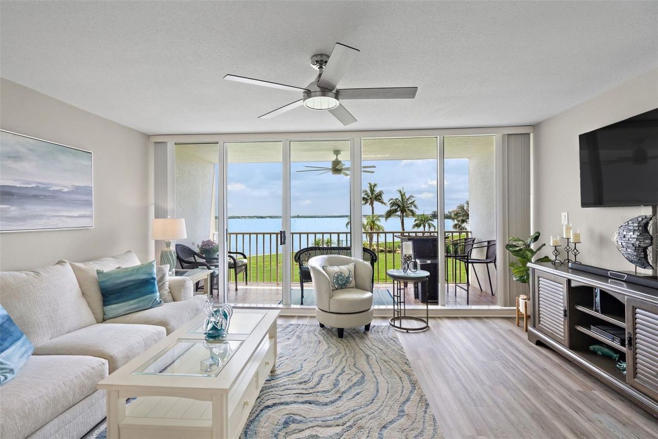 5151 Isla Key Boulevard S, Unit 220, Saint Petersburg, FL 33715 Photo