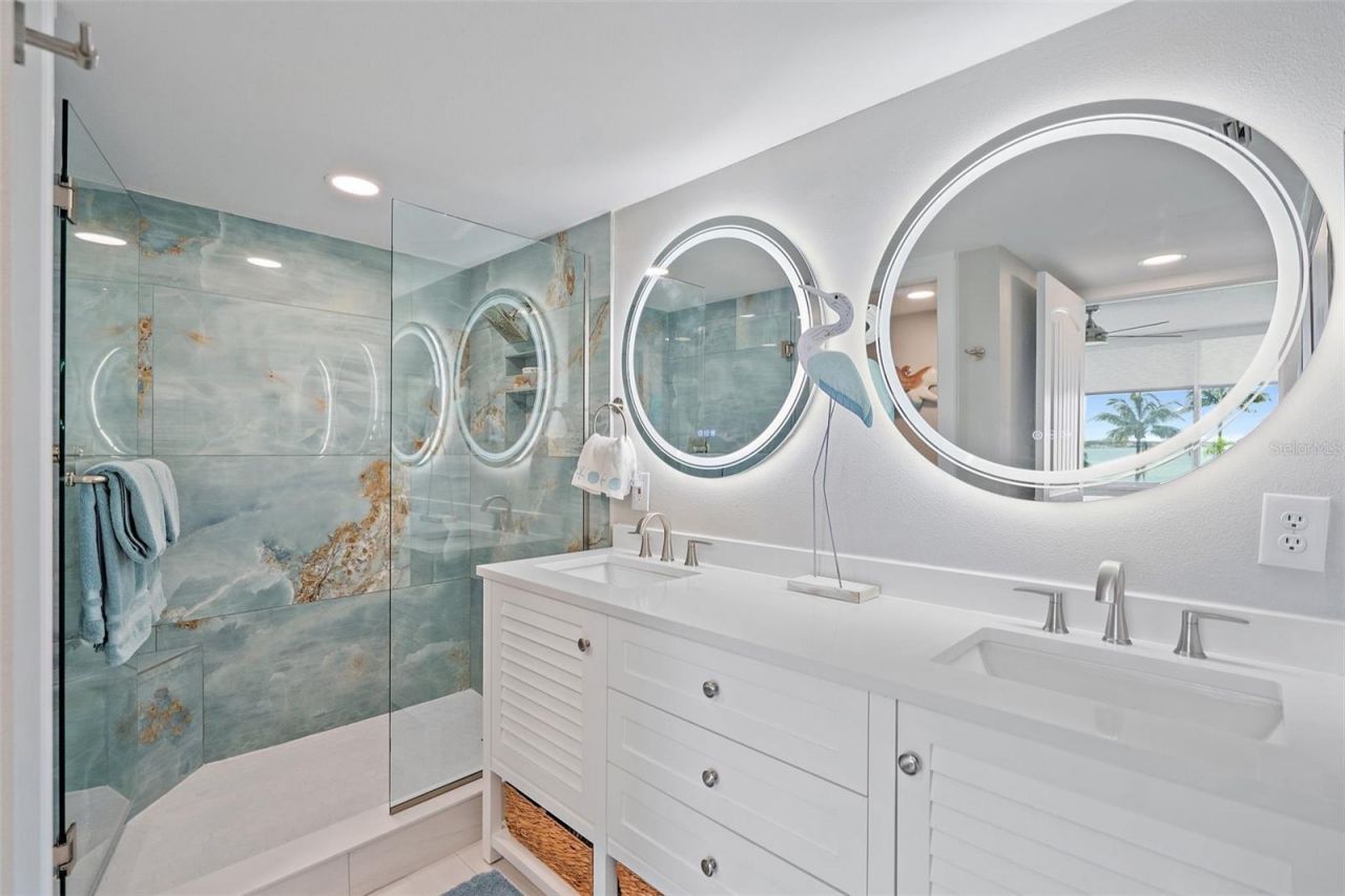 5151 Isla Key Boulevard S, Unit 220, Saint Petersburg, FL 33715 Photo