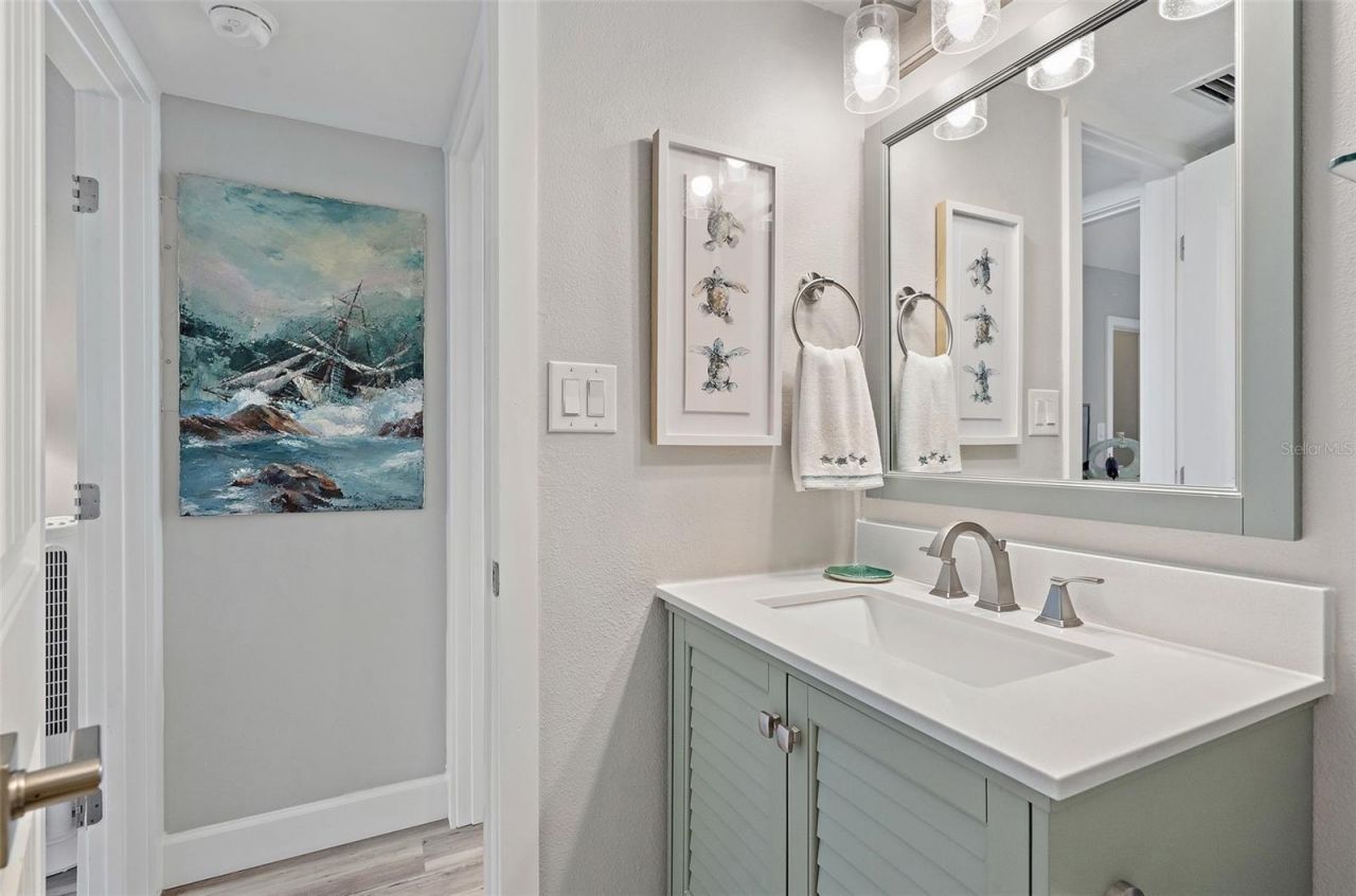 5151 Isla Key Boulevard S, Unit 220, Saint Petersburg, FL 33715 Photo