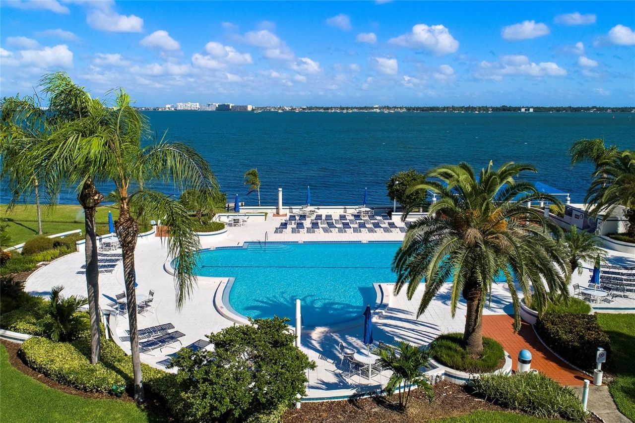 5151 Isla Key Boulevard S, Unit 220, Saint Petersburg, FL 33715 Photo