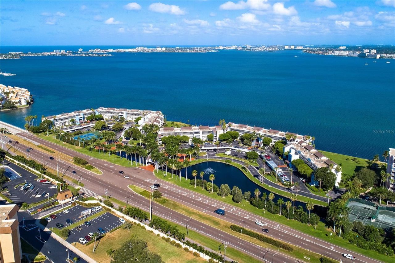 5151 Isla Key Boulevard S, Unit 220, Saint Petersburg, FL 33715 Photo
