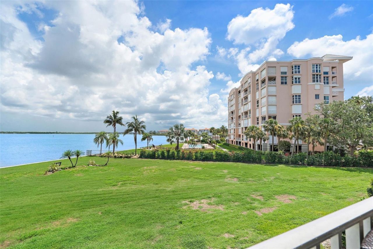 5151 Isla Key Boulevard S, Unit 220, Saint Petersburg, FL 33715 Photo