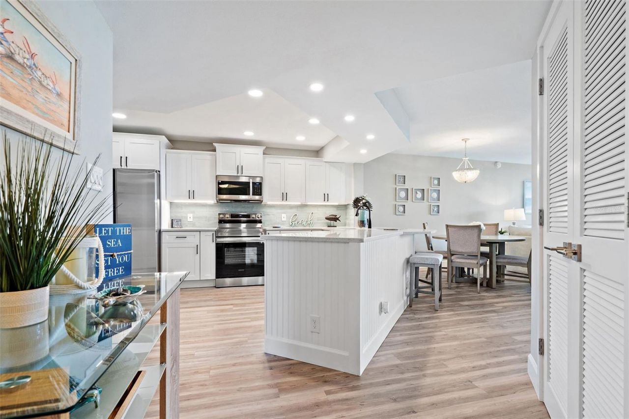 5151 Isla Key Boulevard S, Unit 220, Saint Petersburg, FL 33715 Photo