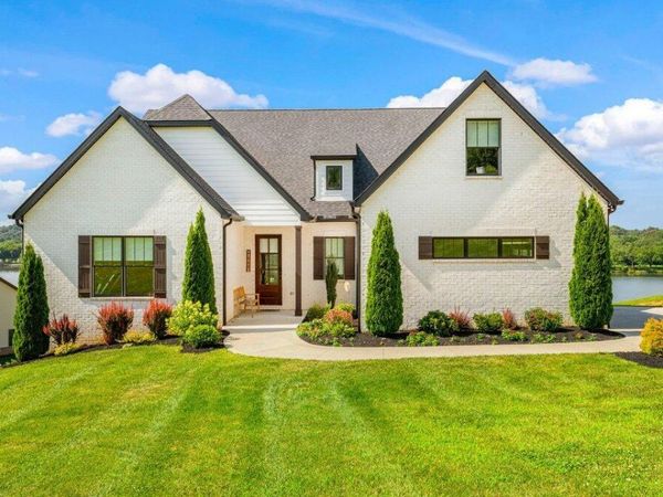 560 Silent River Lane, Loudon, TN 37774