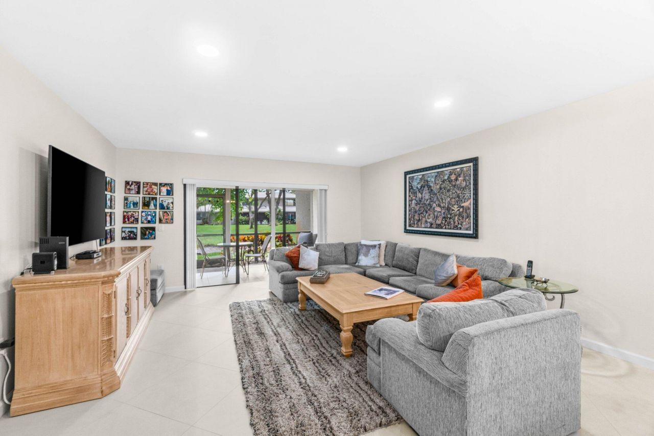 31 Stratford Lane, Unit C, Boynton Beach, FL 33436 Photo