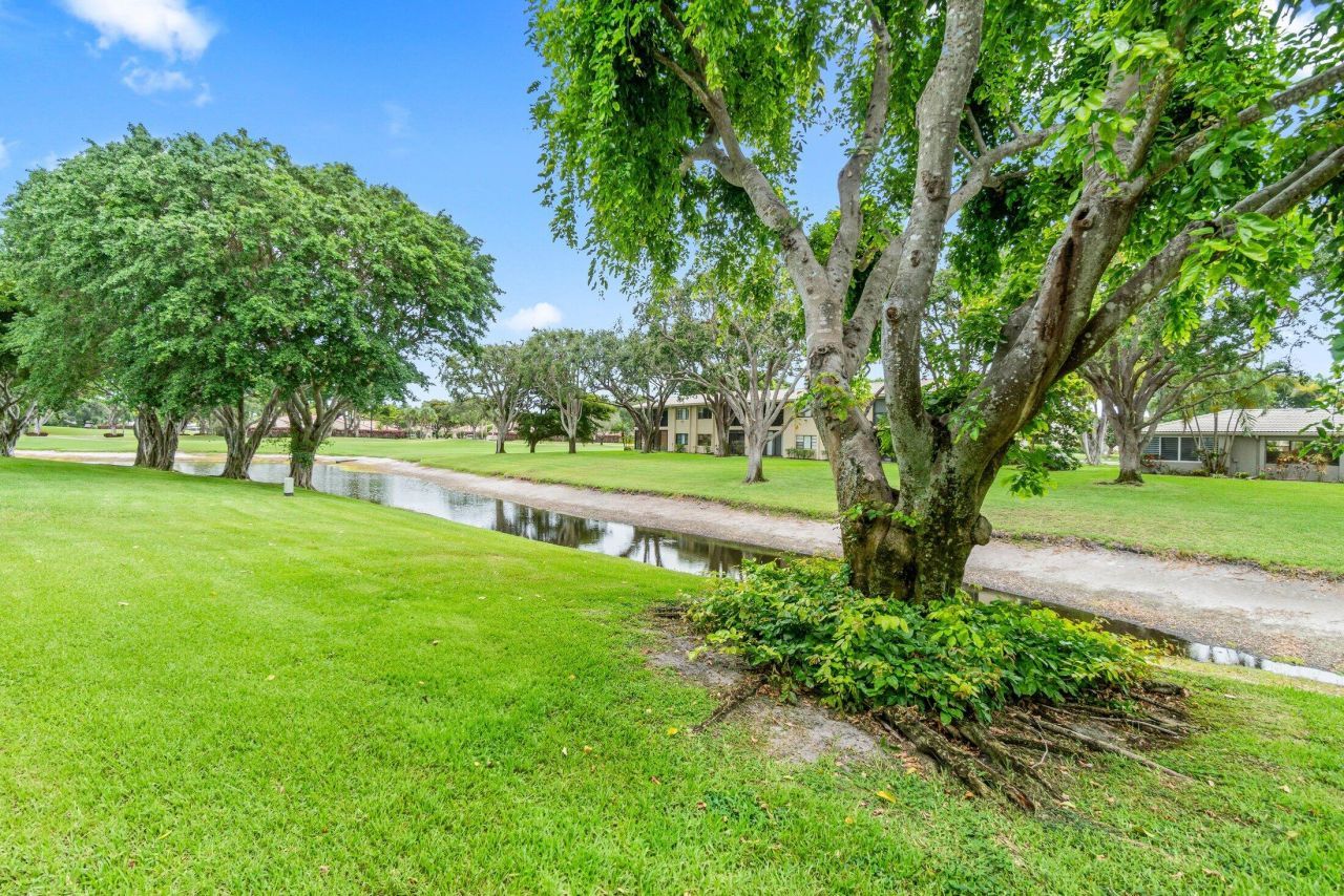 31 Stratford Lane, Unit C, Boynton Beach, FL 33436 Photo