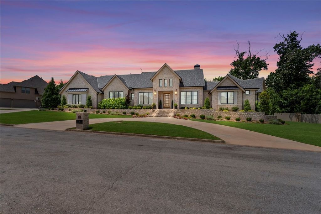 8 S Newhaven Court, Rogers, AR 72758 Main Photo