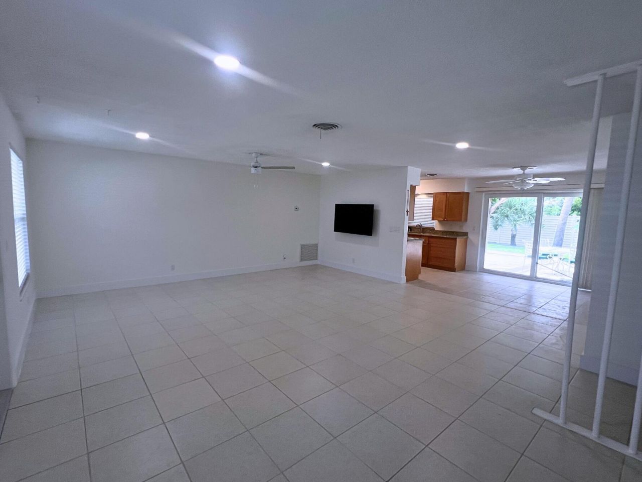 1260 Manor Drive, Riviera Beach, FL 33404 Photo