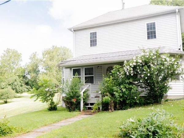 319 Green Street, St Joseph, MO 64505