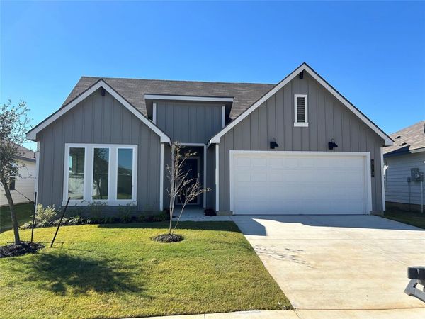 313 Doss DR, Rockdale, TX 76567